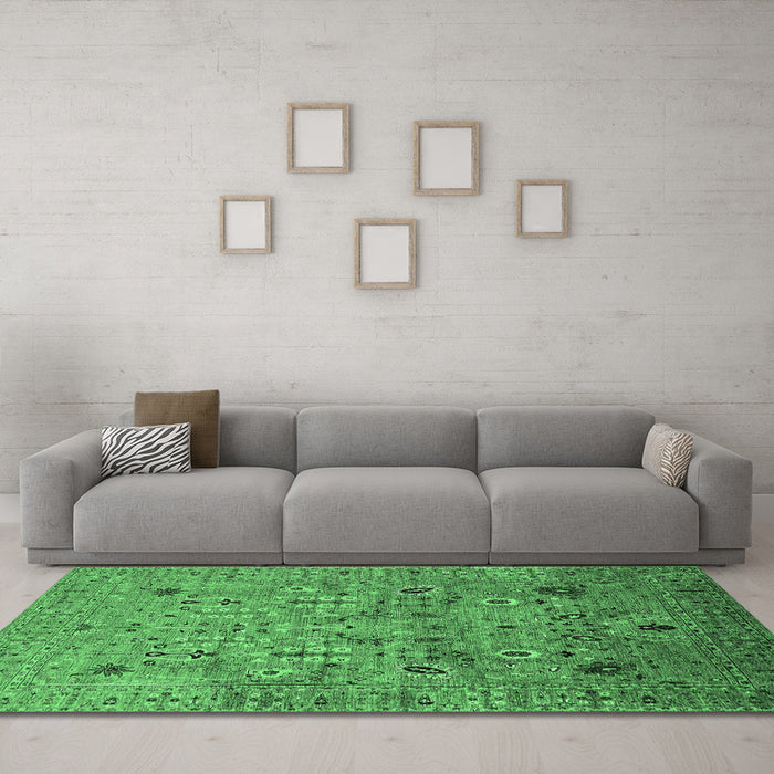 Machine Washable Oriental Emerald Green Industrial Area Rugs in a Living Room,, wshurb1966emgrn