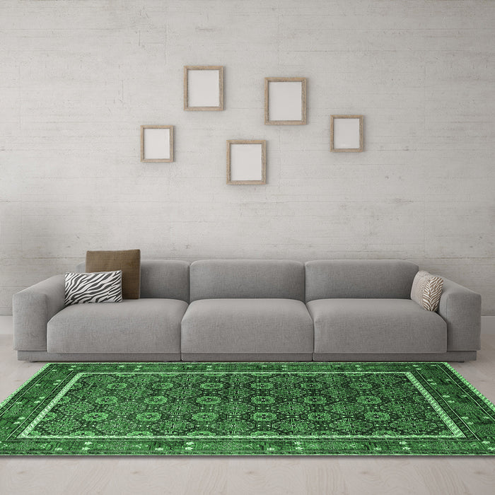 Machine Washable Oriental Emerald Green Industrial Area Rugs in a Living Room,, wshurb1969emgrn