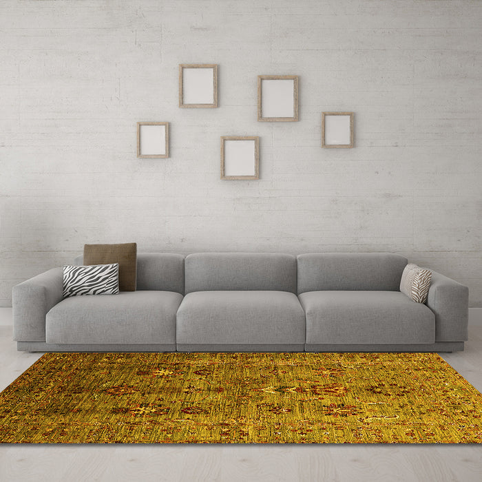 Machine Washable Oriental Yellow Industrial Rug in a Living Room, wshurb1970yw