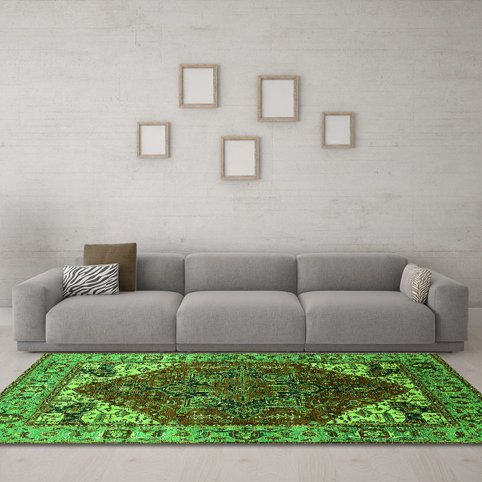 Machine Washable Oriental Green Industrial Area Rugs in a Living Room,, wshurb1973grn