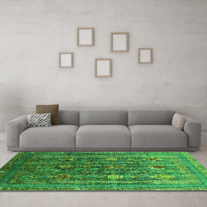 Machine Washable Oriental Green Industrial Area Rugs in a Living Room,, wshurb1977grn