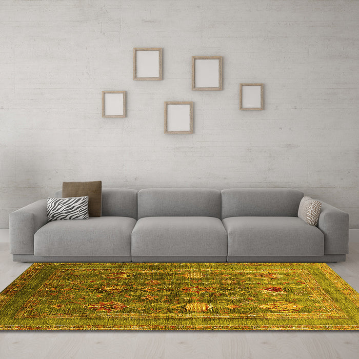 Machine Washable Oriental Yellow Industrial Rug in a Living Room, wshurb1978yw