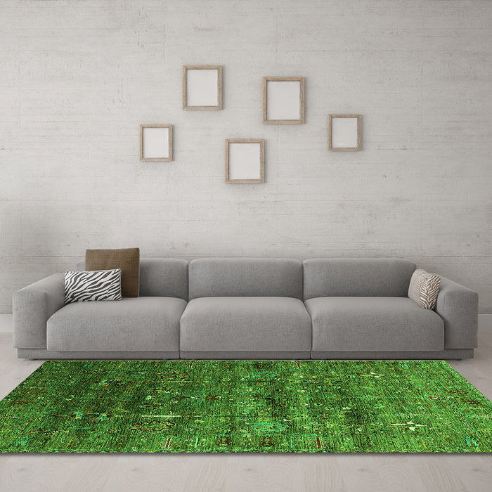 Machine Washable Oriental Green Industrial Area Rugs in a Living Room,, wshurb1980grn