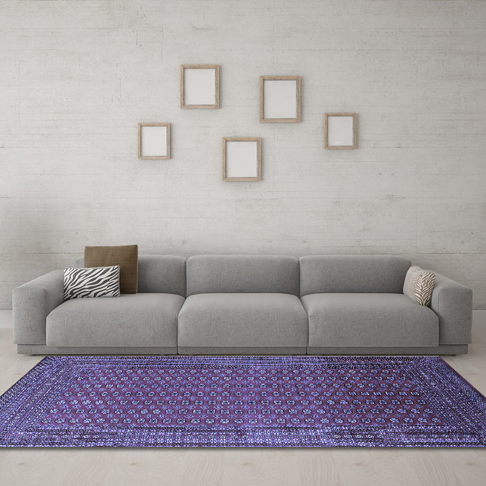 Machine Washable Oriental Blue Industrial Rug in a Living Room, wshurb1981blu