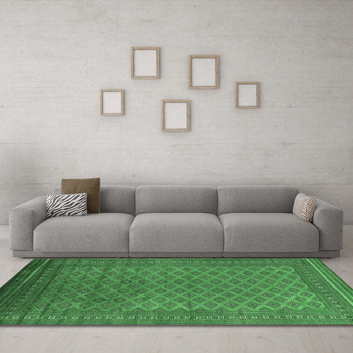 Machine Washable Oriental Emerald Green Industrial Area Rugs in a Living Room,, wshurb1986emgrn