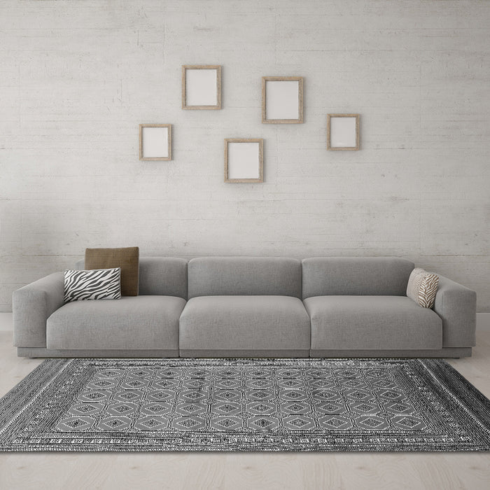 Machine Washable Oriental Gray Industrial Rug in a Living Room,, wshurb1991gry