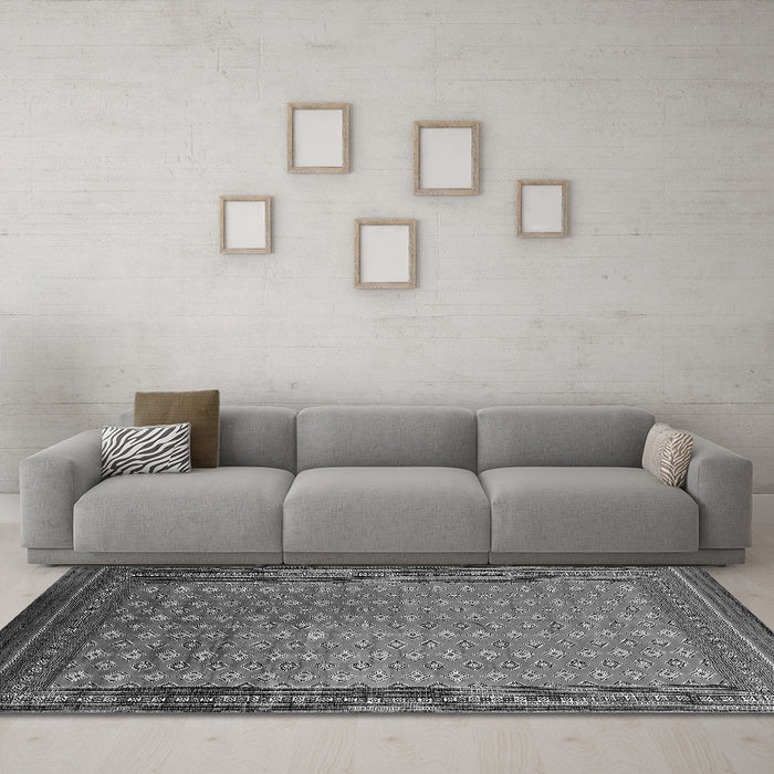 Machine Washable Oriental Gray Industrial Rug in a Living Room,, wshurb1994gry