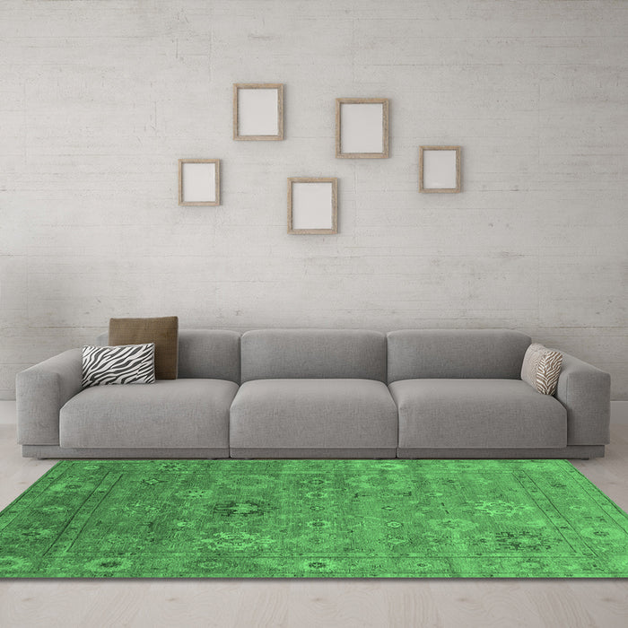 Machine Washable Oriental Emerald Green Industrial Area Rugs in a Living Room,, wshurb2003emgrn