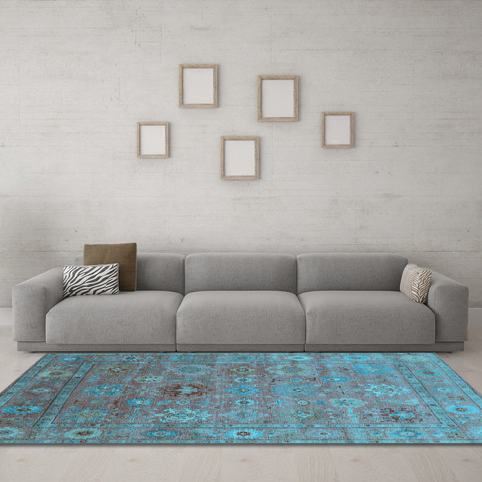 Machine Washable Oriental Light Blue Industrial Rug in a Living Room, wshurb2003lblu