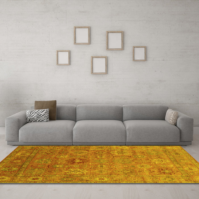 Machine Washable Oriental Yellow Industrial Rug in a Living Room, wshurb2003yw