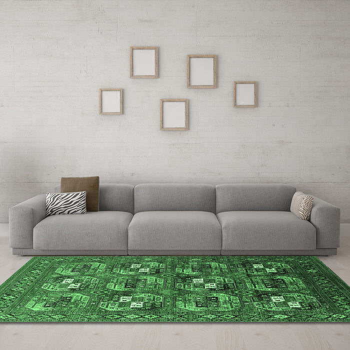 Machine Washable Oriental Emerald Green Industrial Area Rugs in a Living Room,, wshurb2009emgrn