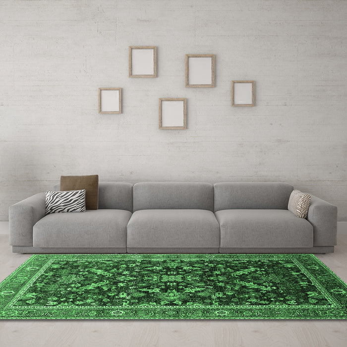 Machine Washable Oriental Emerald Green Industrial Area Rugs in a Living Room,, wshurb2010emgrn