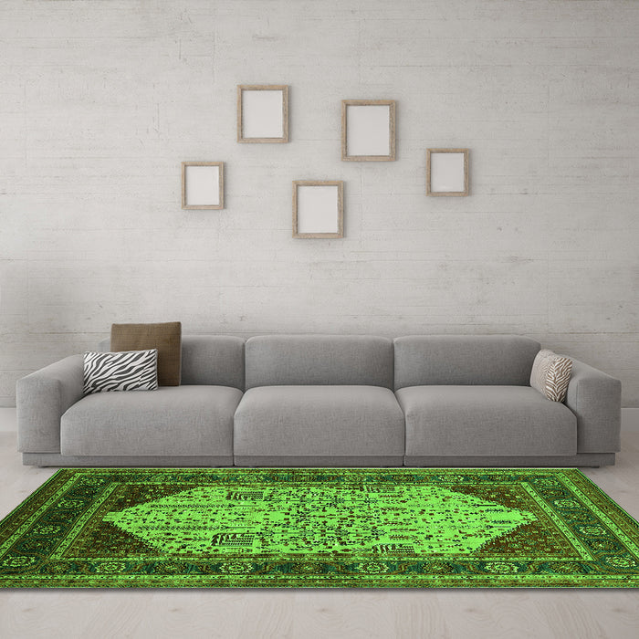 Machine Washable Oriental Green Industrial Area Rugs in a Living Room,, wshurb2011grn