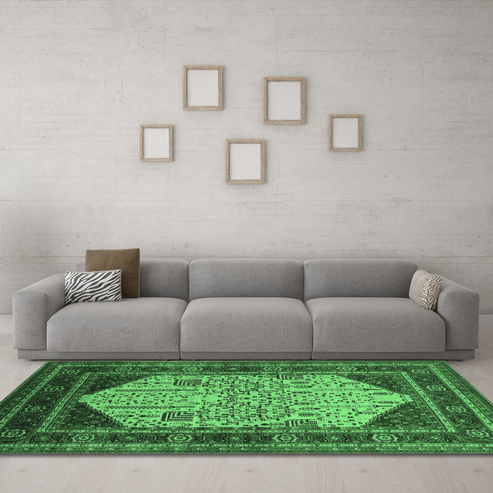 Machine Washable Oriental Emerald Green Industrial Area Rugs in a Living Room,, wshurb2011emgrn