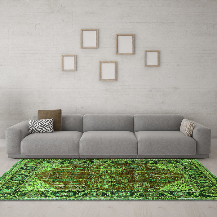 Machine Washable Oriental Green Industrial Area Rugs in a Living Room,, wshurb2012grn