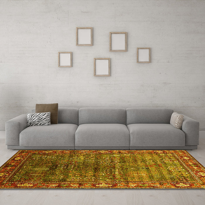 Machine Washable Oriental Yellow Traditional Rug in a Living Room, wshurb2013yw