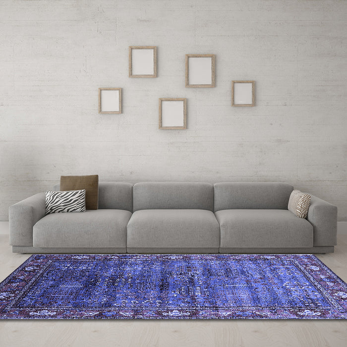 Machine Washable Oriental Blue Traditional Rug in a Living Room, wshurb2013blu