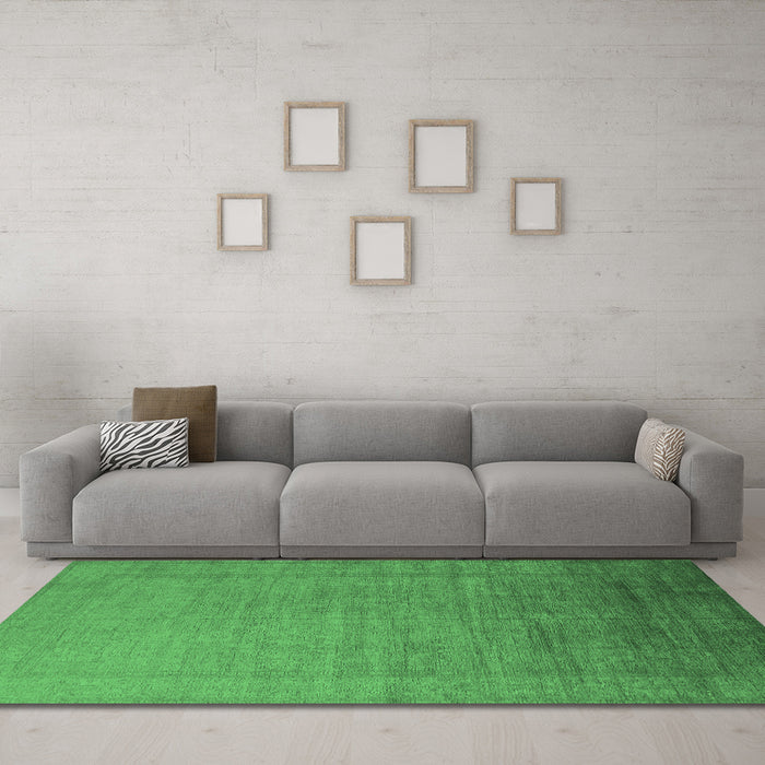 Machine Washable Oriental Emerald Green Industrial Area Rugs in a Living Room,, wshurb2018emgrn