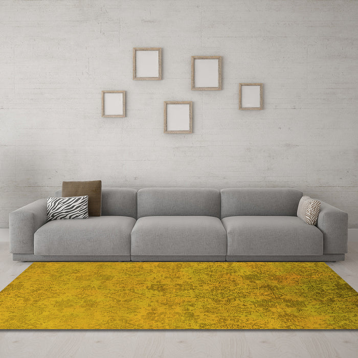 Machine Washable Oriental Yellow Industrial Rug in a Living Room, wshurb2019yw