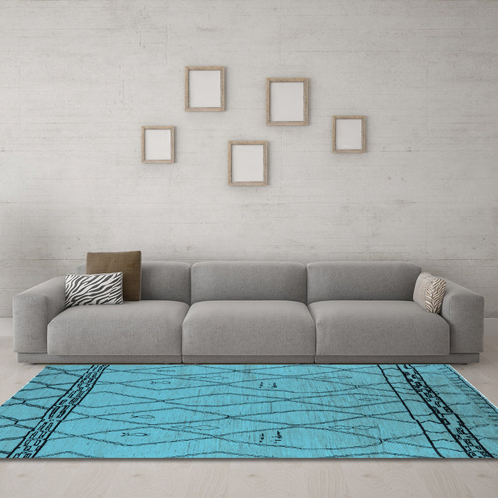 Machine Washable Solid Light Blue Modern Rug in a Living Room, wshurb2020lblu
