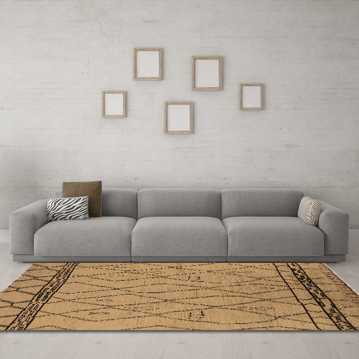Machine Washable Solid Brown Modern Rug in a Living Room,, wshurb2020brn