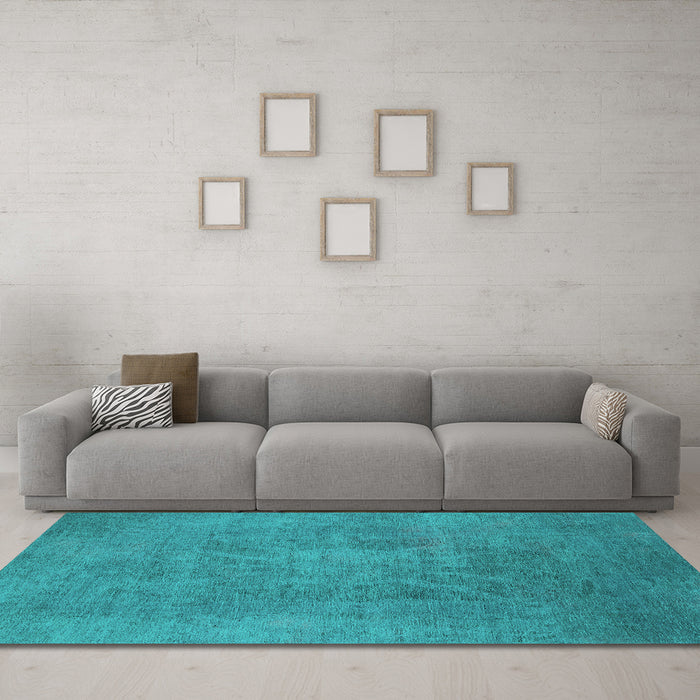 Machine Washable Oriental Turquoise Industrial Area Rugs in a Living Room,, wshurb2025turq