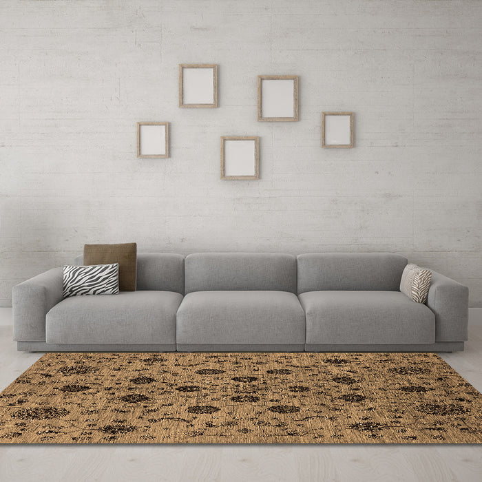 Machine Washable Oriental Brown Industrial Rug in a Living Room,, wshurb2027brn