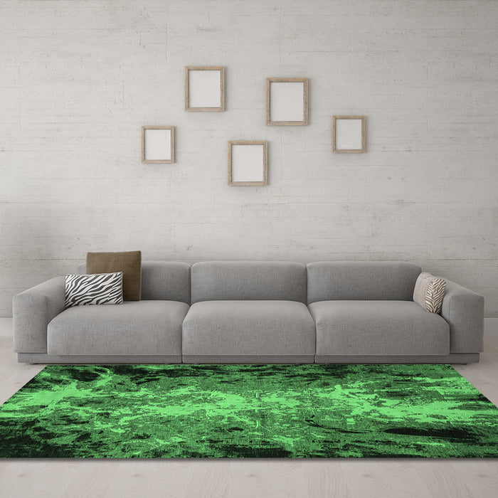 Machine Washable Oriental Emerald Green Industrial Area Rugs in a Living Room,, wshurb2028emgrn