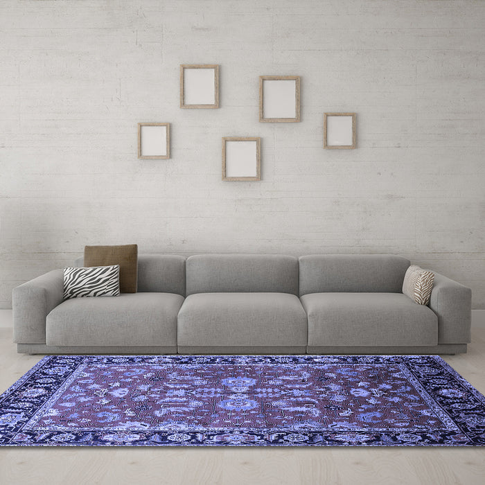 Machine Washable Oriental Blue Traditional Rug in a Living Room, wshurb2031blu