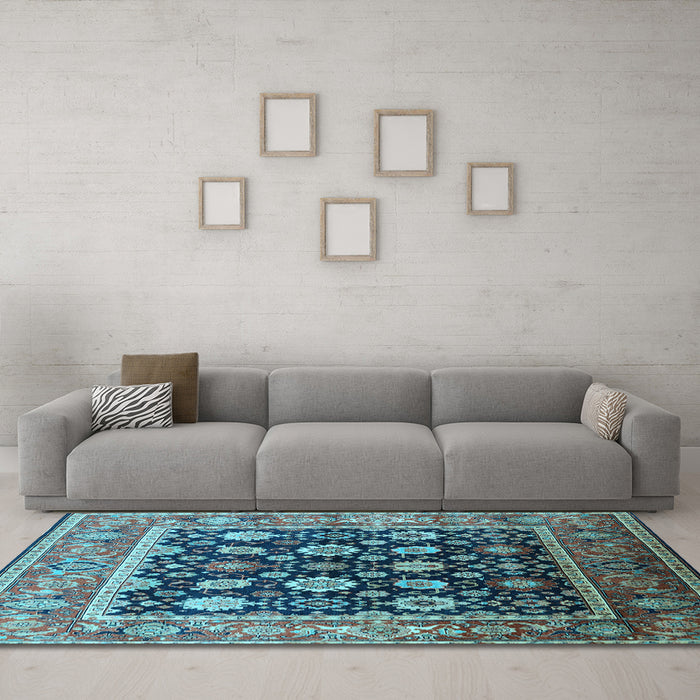 Machine Washable Oriental Light Blue Traditional Rug in a Living Room, wshurb2033lblu