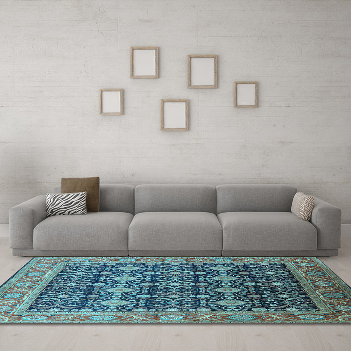 Machine Washable Oriental Light Blue Traditional Rug in a Living Room, wshurb2035lblu