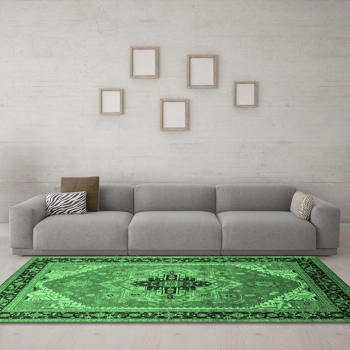 Machine Washable Oriental Emerald Green Industrial Area Rugs in a Living Room,, wshurb2038emgrn