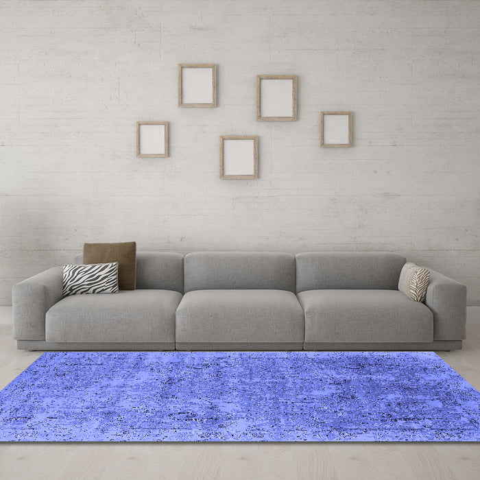 Machine Washable Oriental Blue Industrial Rug in a Living Room, wshurb2039blu
