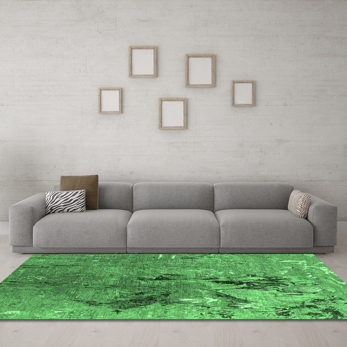 Machine Washable Oriental Emerald Green Industrial Area Rugs in a Living Room,, wshurb2042emgrn