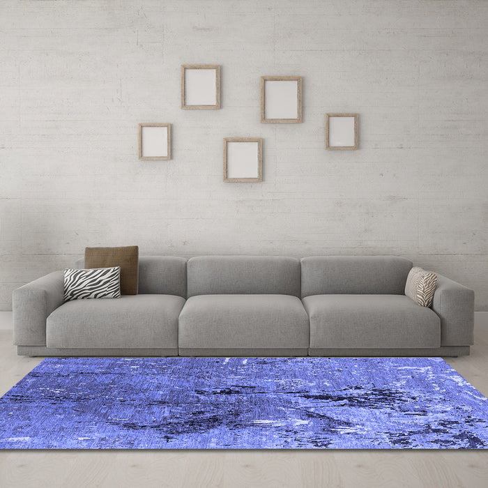 Machine Washable Oriental Blue Industrial Rug in a Living Room, wshurb2042blu