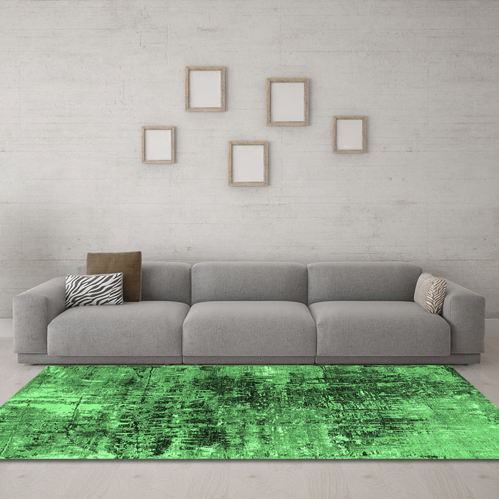Machine Washable Oriental Emerald Green Industrial Area Rugs in a Living Room,, wshurb2044emgrn