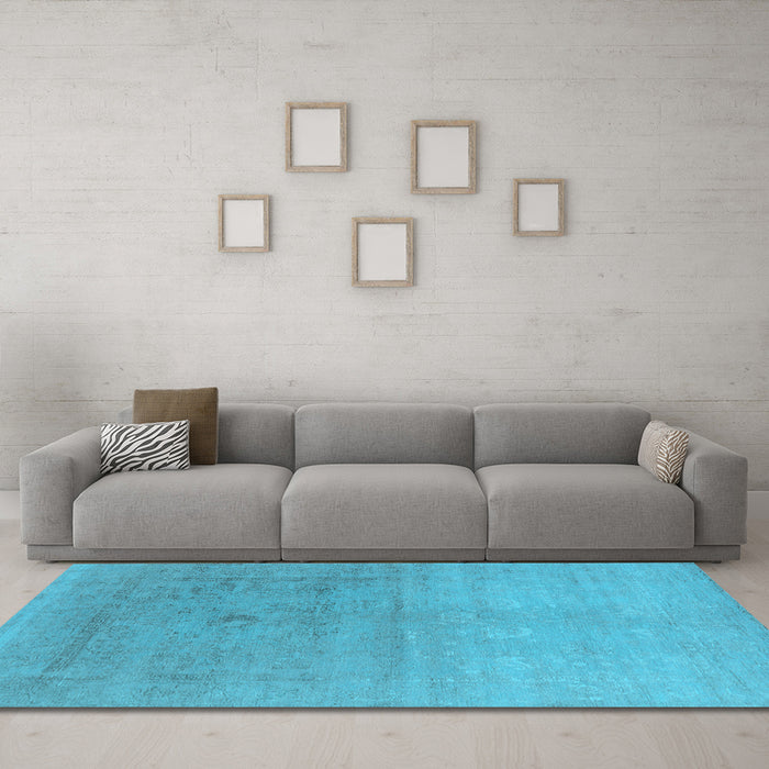 Machine Washable Oriental Light Blue Industrial Rug in a Living Room, wshurb2047lblu