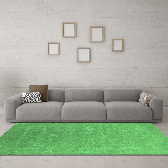 Machine Washable Oriental Emerald Green Industrial Area Rugs in a Living Room,, wshurb2049emgrn