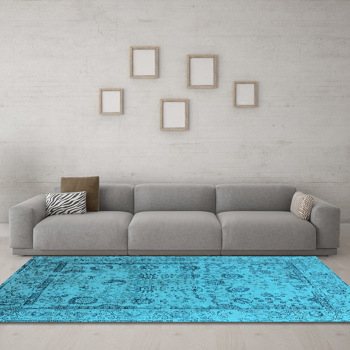 Machine Washable Oriental Light Blue Industrial Rug in a Living Room, wshurb2051lblu