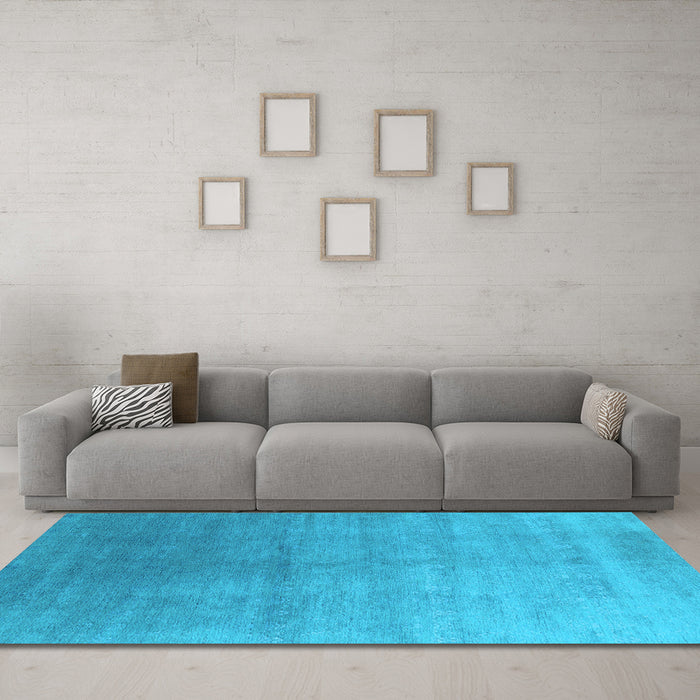 Machine Washable Oriental Light Blue Industrial Rug in a Living Room, wshurb2052lblu