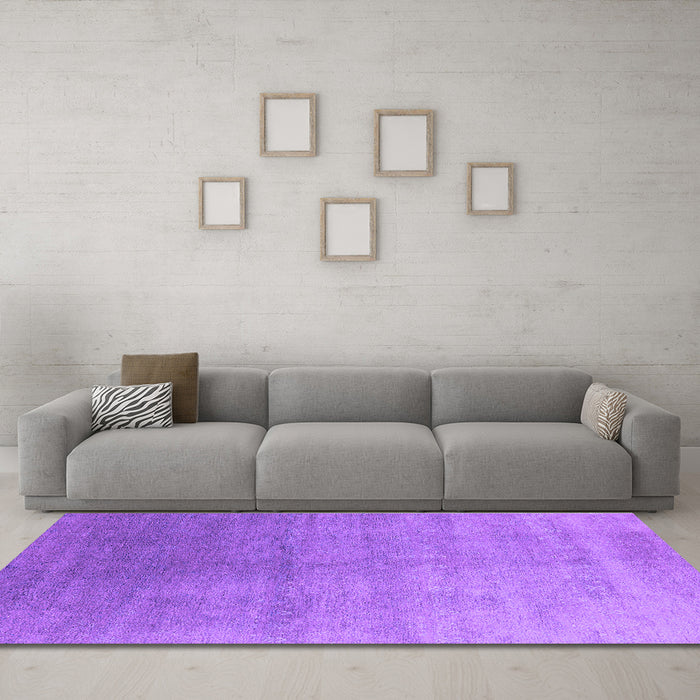 Machine Washable Oriental Purple Industrial Area Rugs in a Living Room, wshurb2052pur