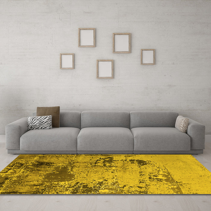 Machine Washable Oriental Yellow Industrial Rug in a Living Room, wshurb2058yw