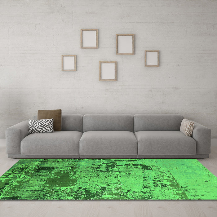 Machine Washable Oriental Green Industrial Area Rugs in a Living Room,, wshurb2058grn