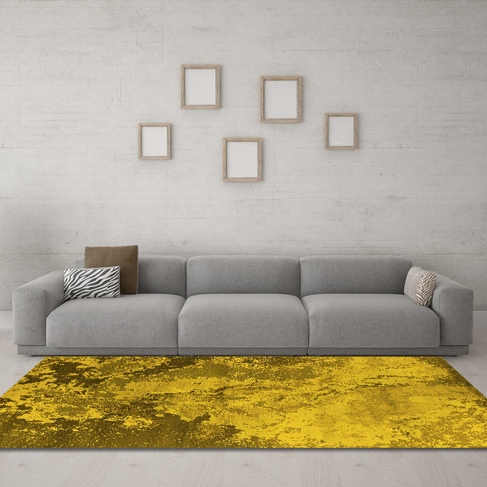 Machine Washable Oriental Yellow Industrial Rug in a Living Room, wshurb2061yw
