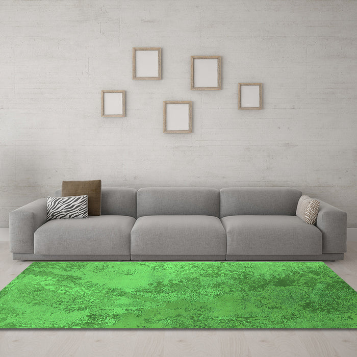 Machine Washable Oriental Green Industrial Area Rugs in a Living Room,, wshurb2063grn