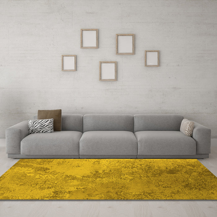 Machine Washable Oriental Yellow Industrial Rug in a Living Room, wshurb2063yw