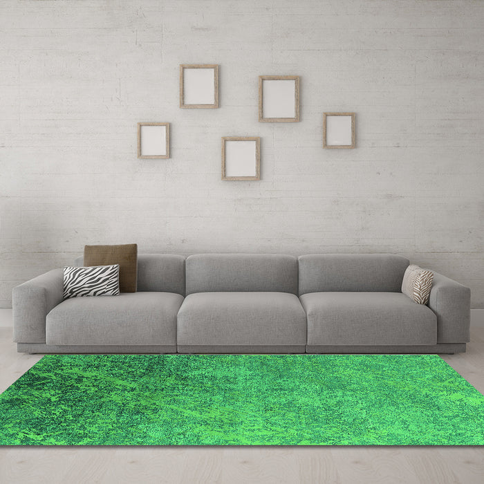Machine Washable Oriental Green Industrial Area Rugs in a Living Room,, wshurb2066grn