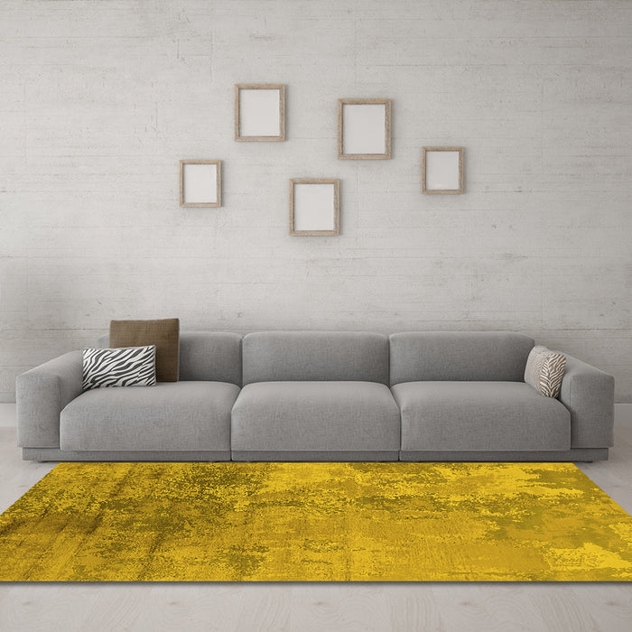 Machine Washable Oriental Yellow Industrial Rug in a Living Room, wshurb2067yw