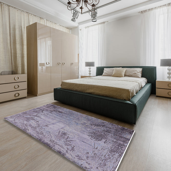 Mid-Century Modern Dark Gray Oriental Rug in a Bedroom, urb2069