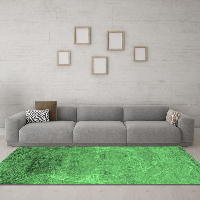 Machine Washable Oriental Emerald Green Industrial Area Rugs in a Living Room,, wshurb2071emgrn